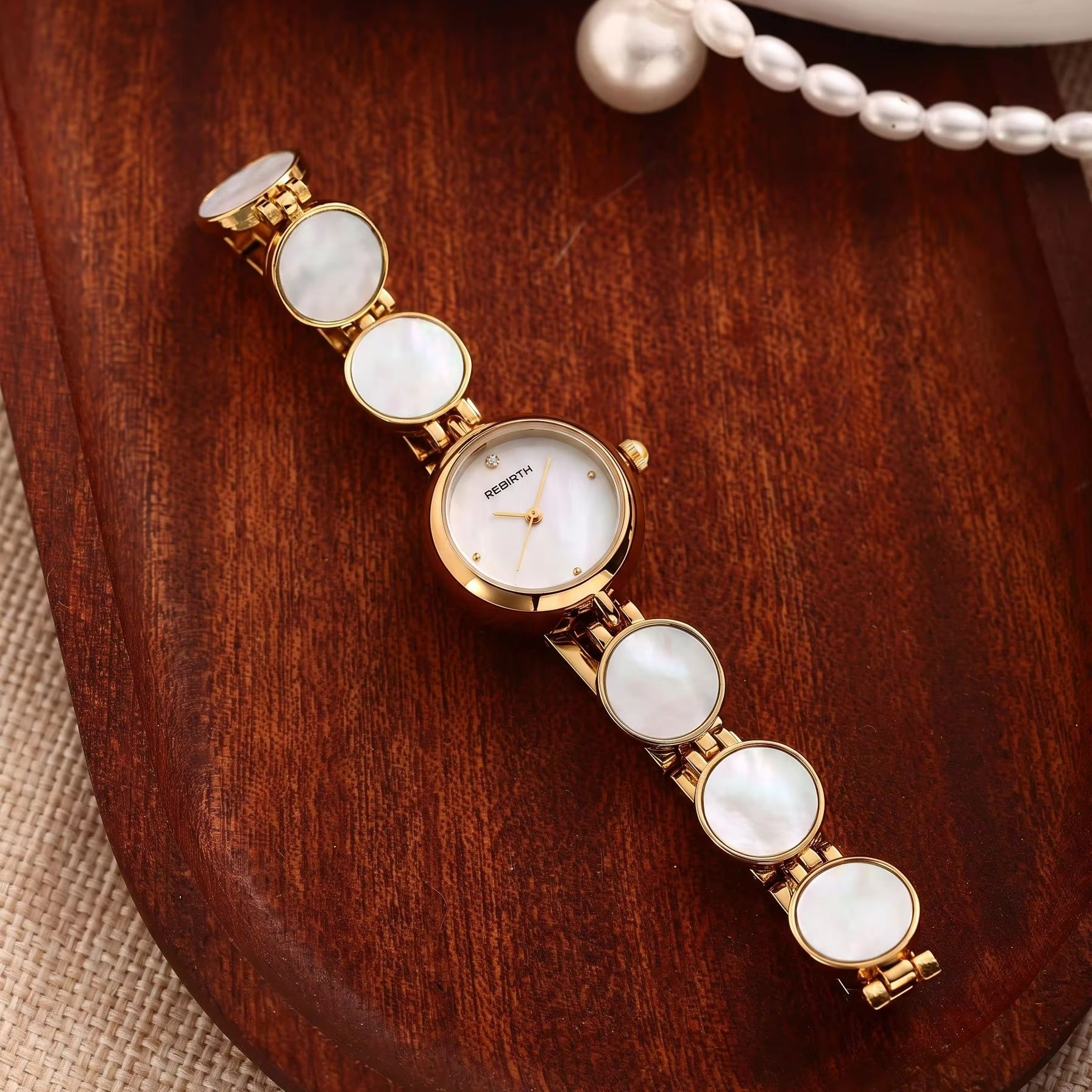 Light Luxury Jewelry-Style Wom - Jewels On Watches ulasan dan harga