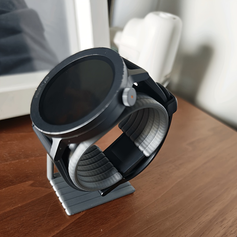 Minimalist Watch Display Stand - Jewels On Watches ulasan dan harga